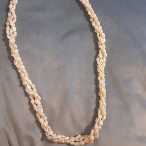 Mother of pearl necklace